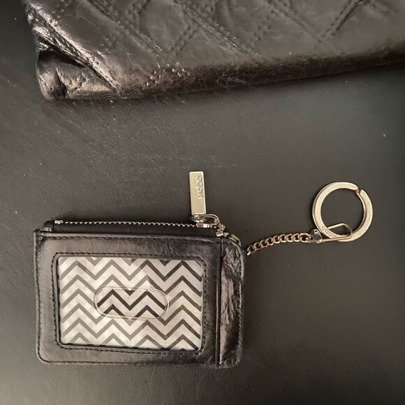 Auth HOBO wallet clutch. See other pieces that match. Black Leather lots of room - Picture 7 of 7